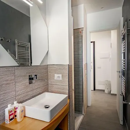 House Giardina * 切法卢