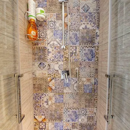 House Giardina * 체팔루