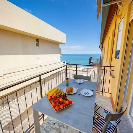 House Giardina * Cefalù